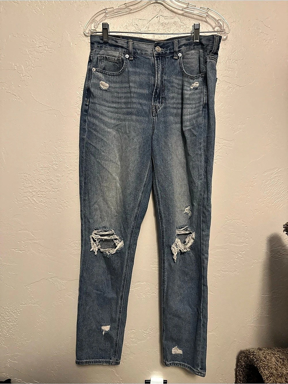 American Eagle Mom Jeans